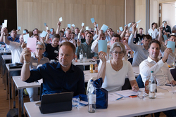 Plenum stimmt ab