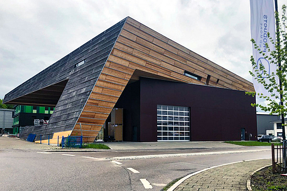 Beispiel Firmengebäude für nachhaltigen Wirtschaftsstandort Geretsried © Planungsverband Äußerer Wirtschaftsraum München (PV) Beispiel Firmengebäude für nachhaltigen Wirtschaftsstandort Geretsried © Planungsverband Äußerer Wirtschaftsraum München (PV)