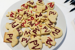 Plätzchen mit Schriftzug